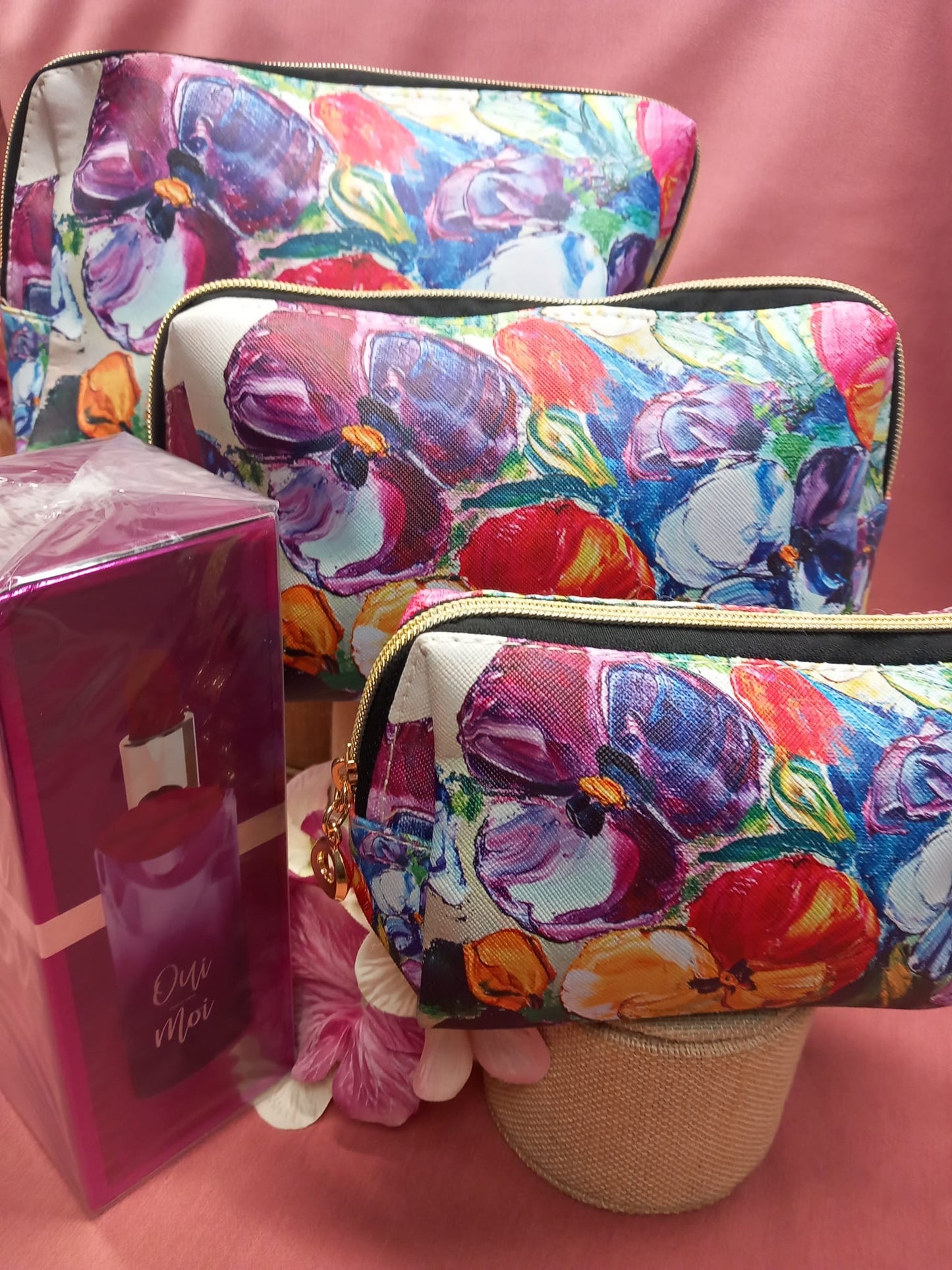 Juego de ASEO Y PERFUME
Juego 3Bolsas Aseo + PERFUME de REGALO.100ml