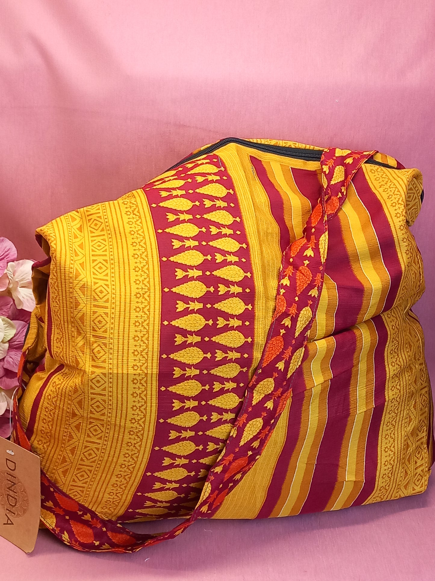 Bolso india de escapada, fin de semana,playa,montaña, gimansio...Con cremallera.Envío Gratis.Modelo Mostaza.