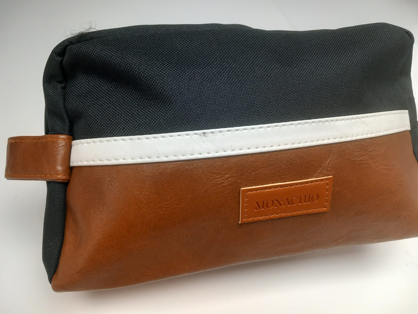 NECESSARY BAG in leather combination.