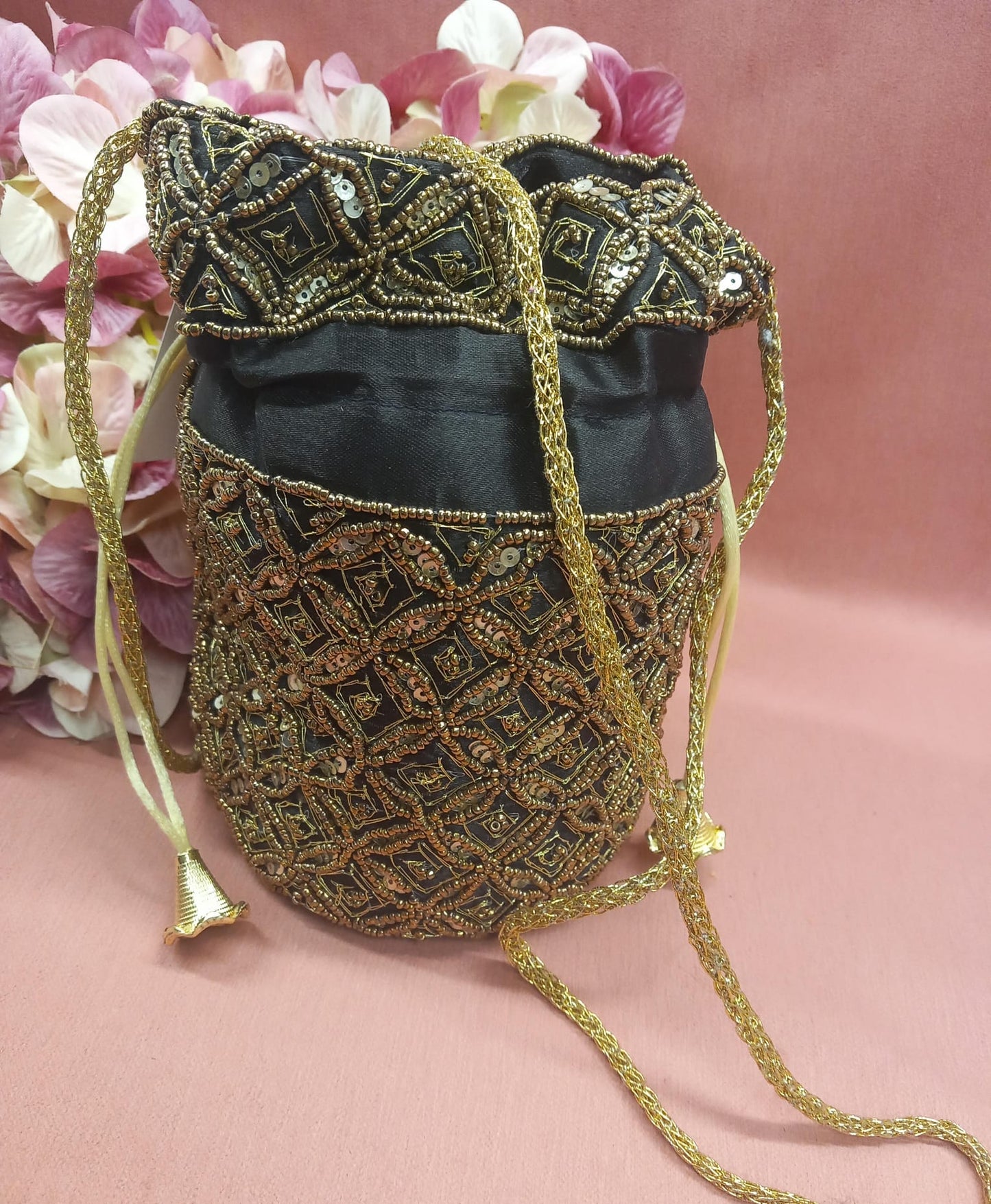 BOMBONERA embroidered bag 💛Exclusive💛