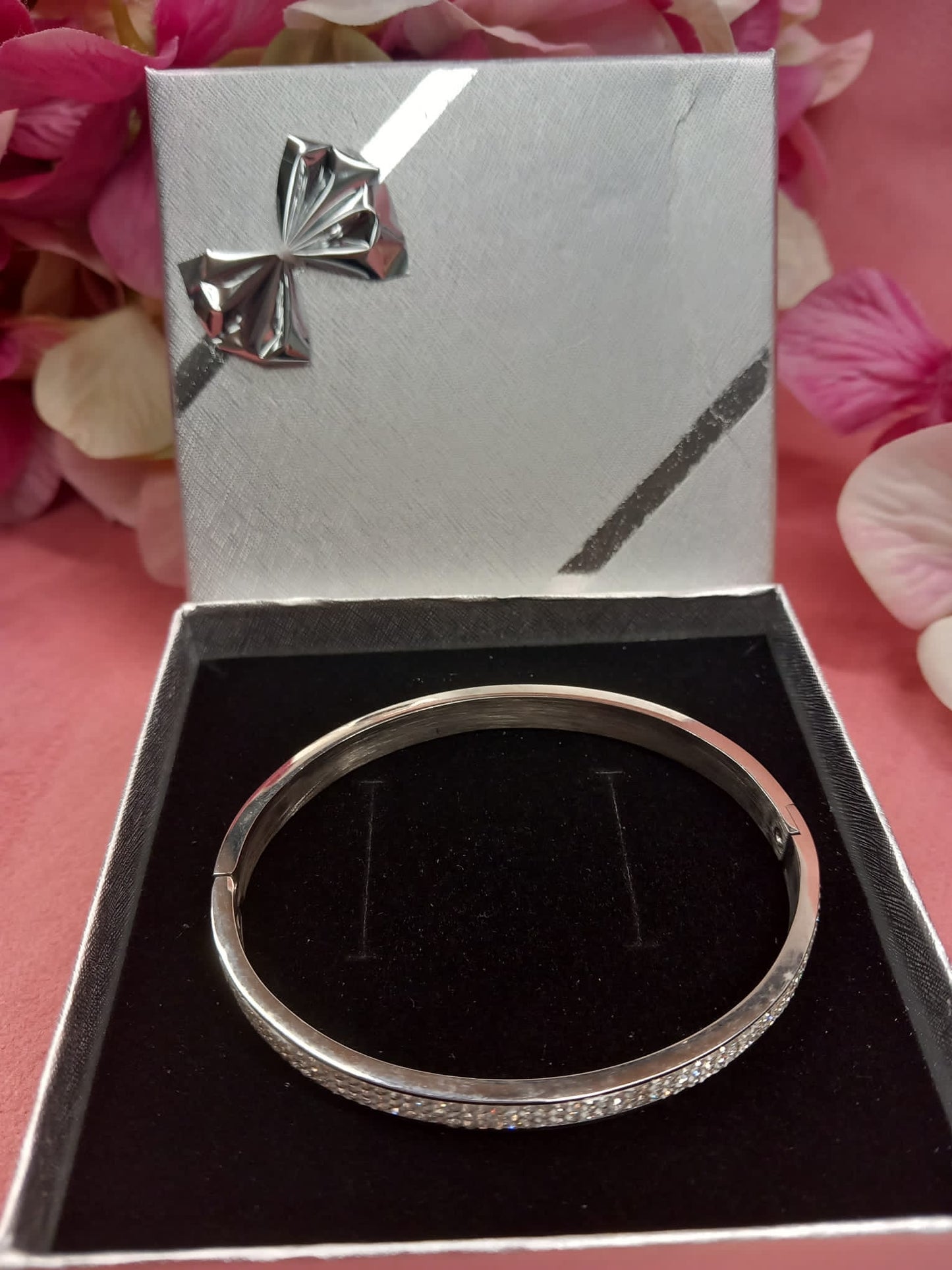Stainless Steel Bracelet. Silver bath
