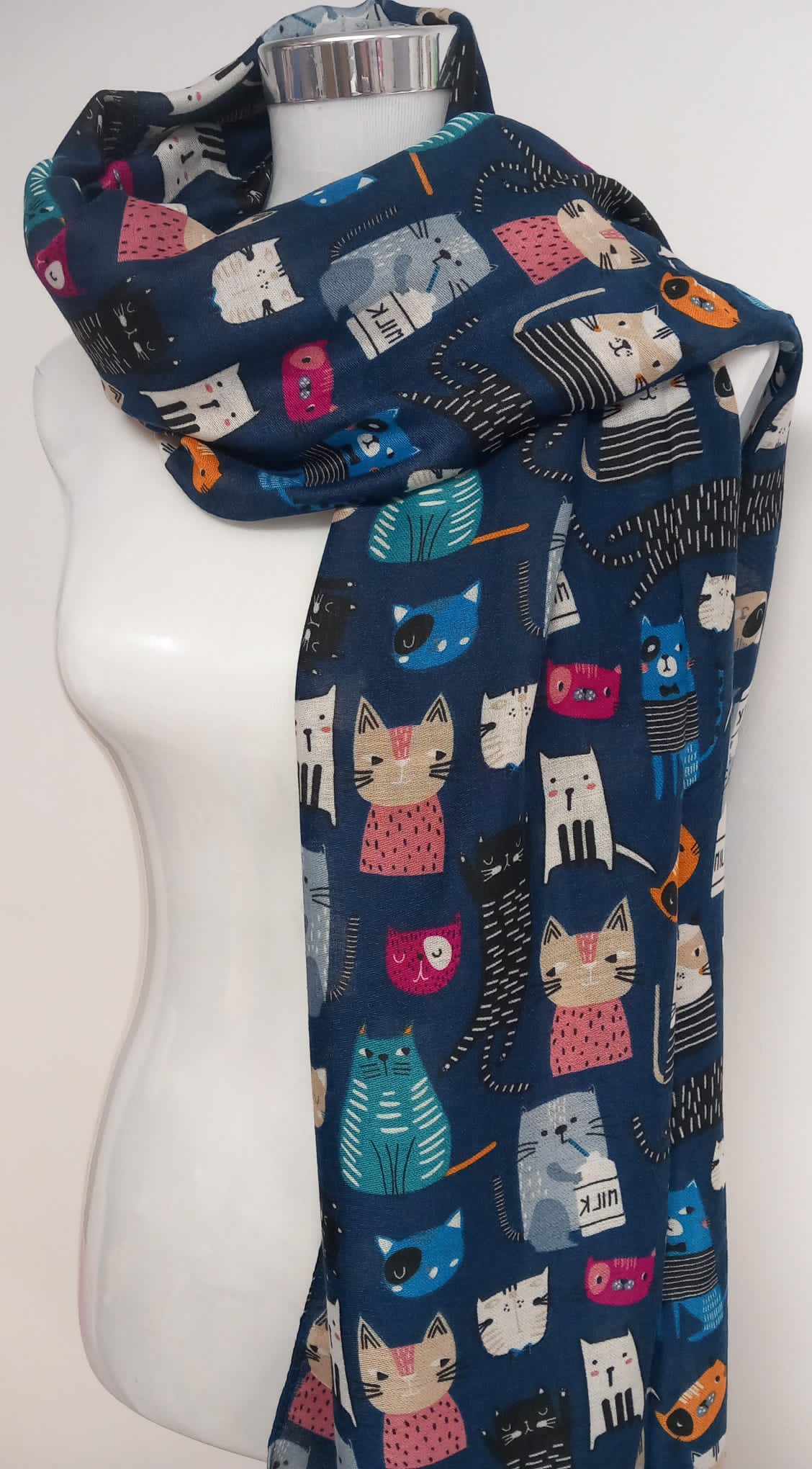 Scarf and reversible scarf my faithful colorful cats