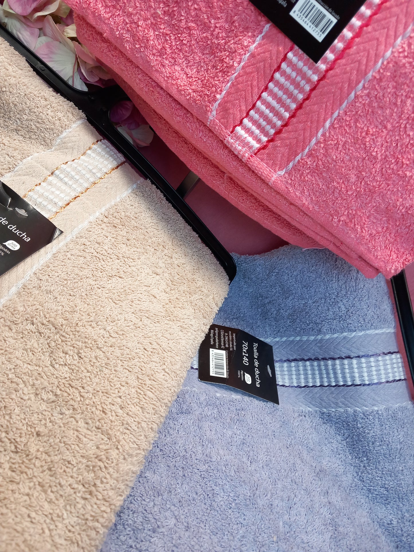 Pack de 3 Toallas tamaño ducha 70x140cm 500 gramos.Envío gratis.