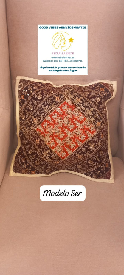 PIEZAS QUE BRILLAN CON LUZ PROPIA COMO COJÍN O ZAFÚ BRILLANTE.40X40CM PARA AMBIENTES BOHEMIOS YMARAVILLOSOS.ENVÍO GRATIS SIN PEDIDO MÍNIMO.
