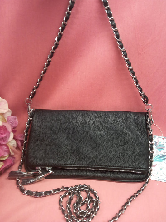 Black PolyLeather Shoulder Bag with 2 Chains to carry on the shoulder or crossbody. Anti-theft device.