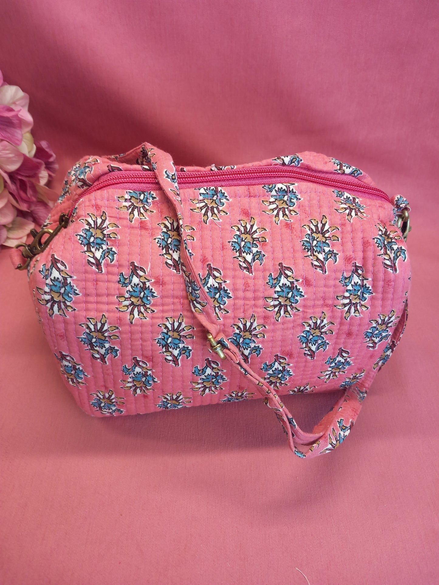 Bolso rosa estilo bohemio de la india. Precio sin competencia y envío gratis.