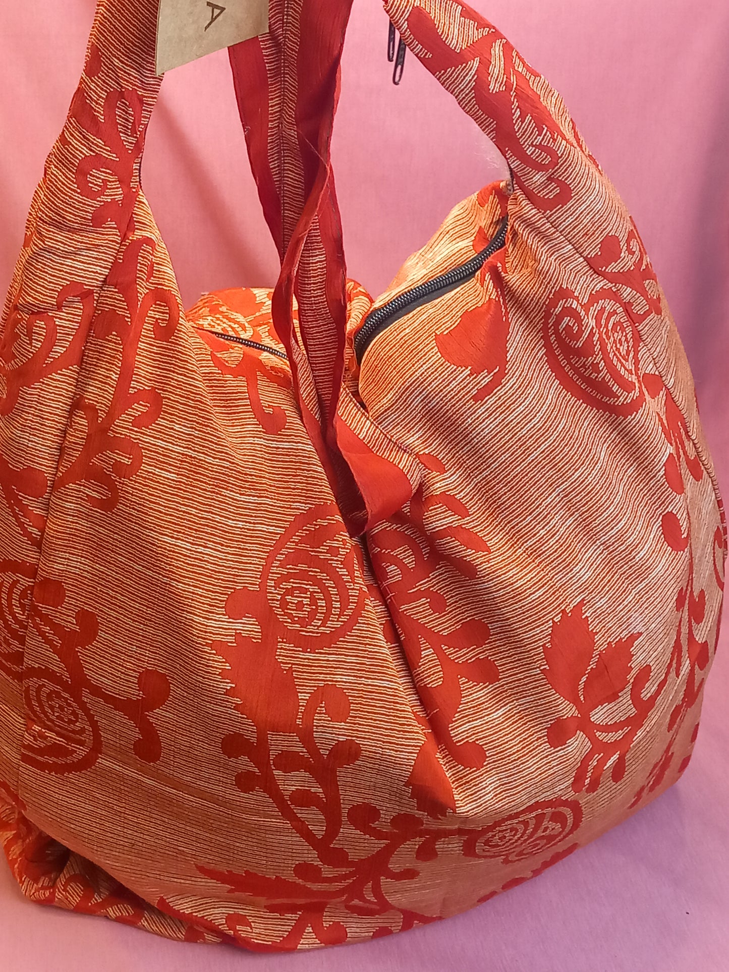 Bolso india de escapada, fin de semana,playa,montaña, gimansio...Con cremallera.Envío Gratis.Modelo Naranja India.