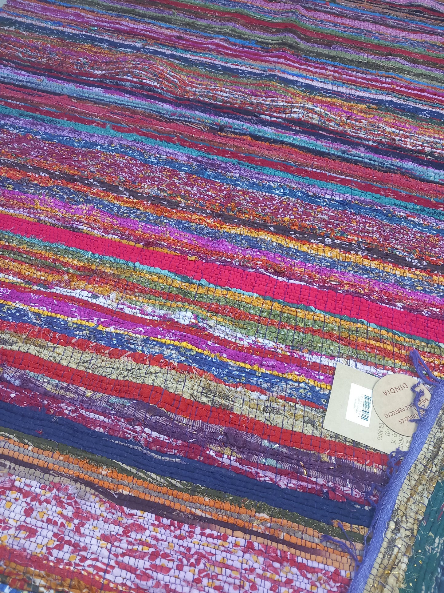 Jarapa Plaid multicolor vibrantes por sus tonos con fleco malva. Envío gratis. Precio sin competencia.