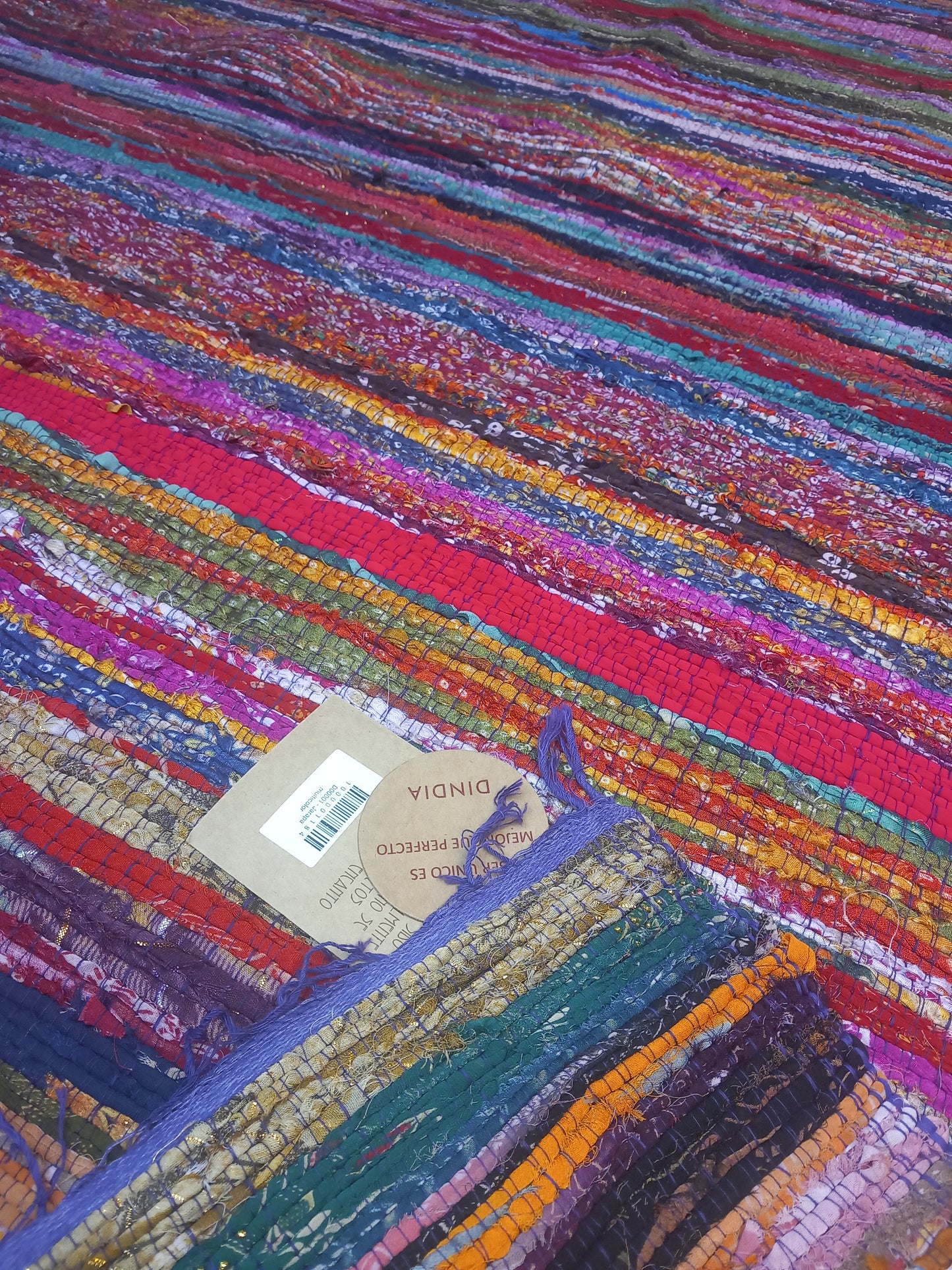 Jarapa Plaid multicolor vibrantes por sus tonos con fleco malva. Envío gratis. Precio sin competencia.