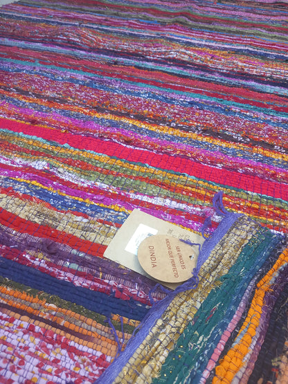 Jarapa Plaid multicolor vibrantes por sus tonos con fleco malva. Envío gratis. Precio sin competencia.