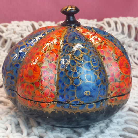 Caja artesanal en forma de calabaza azul y naranja. Artesanía India.Hecho a mano.Envío Gratis SIN pedido mínimo.