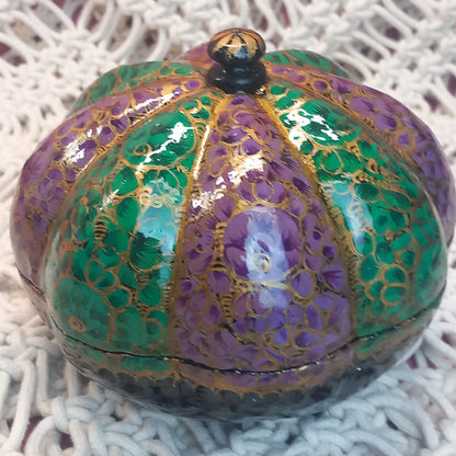 Caja artesanal en forma de calabaza. Artesanía India.Hecho a mano.Envío Gratis SIN pedido mínimo.