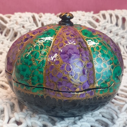 Caja artesanal en forma de calabaza. Artesanía India.Hecho a mano.Envío Gratis SIN pedido mínimo.