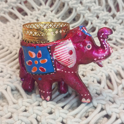 Elefante portavelas artesanía India para iluminar tu hogar con luz propia.Envío gratis.