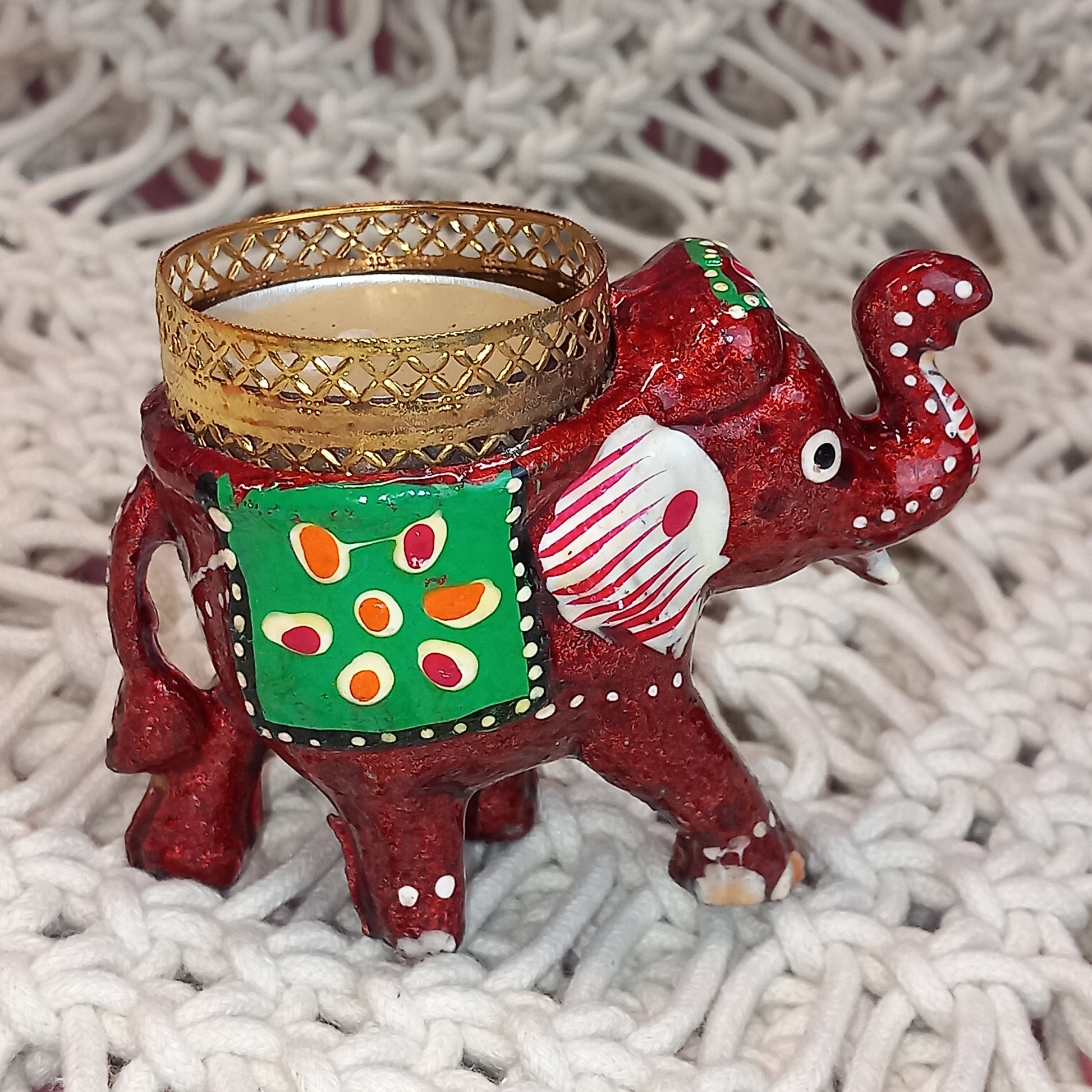 Elefante portavelas étnico artesanía India para iluminar tu hogar con luz propia.Envío gratis SIN pedido mínimo.