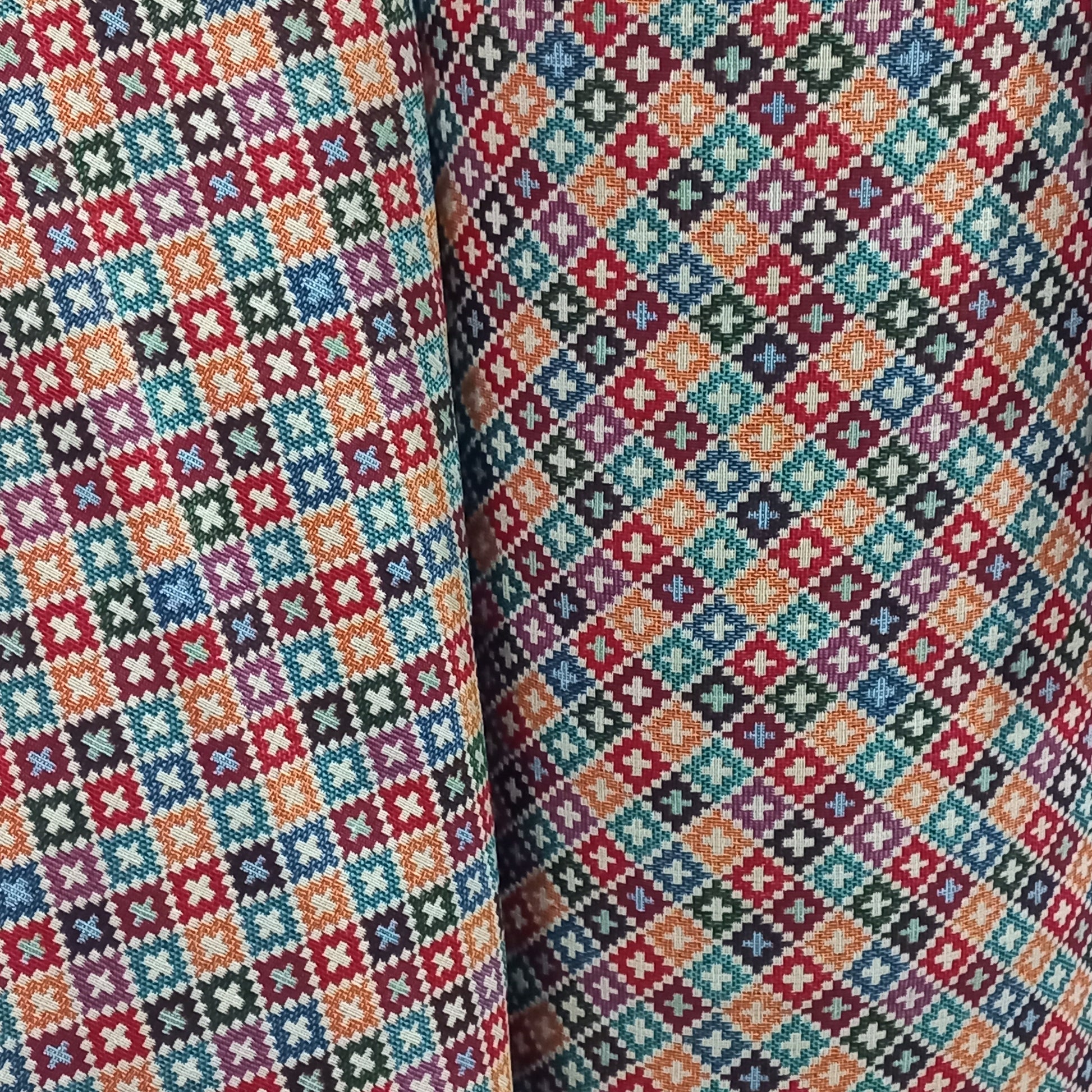 Tela Tapiz MALDIVAS,por metros para confección y decoración. El ancho de la pieza es doble de ancho,envío gratis