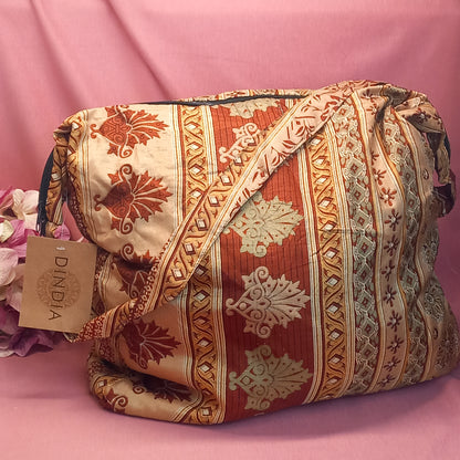 Bolso india de escapada, fin de semana,playa,montaña, gimansio...Con cremallera.Envío Gratis.Modelo Joya India.