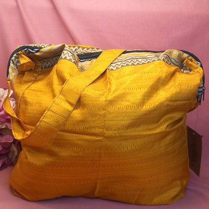 Bolso india de escapada, fin de semana,playa,montaña, gimansio...Con cremallera.Envío Gratis.Modelo Golden