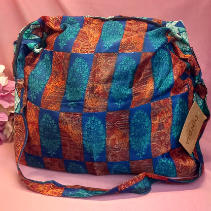 Bolso india de escapada, fin de semana,playa,montaña, gimansio...Con cremallera.Envío Gratis.Modelo Sri Racha