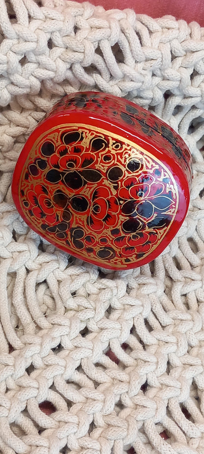 CAJA SURUC S DELICADEZA Y ARTE EN UNA PIEZA PINTADA A MANO EXCLUSIVIDAD EN ARTESANÍA INDIA. ENVÍO GRATIS.