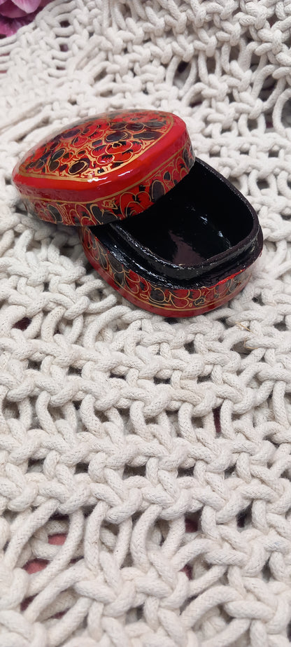 CAJA SURUC S DELICADEZA Y ARTE EN UNA PIEZA PINTADA A MANO EXCLUSIVIDAD EN ARTESANÍA INDIA. ENVÍO GRATIS.