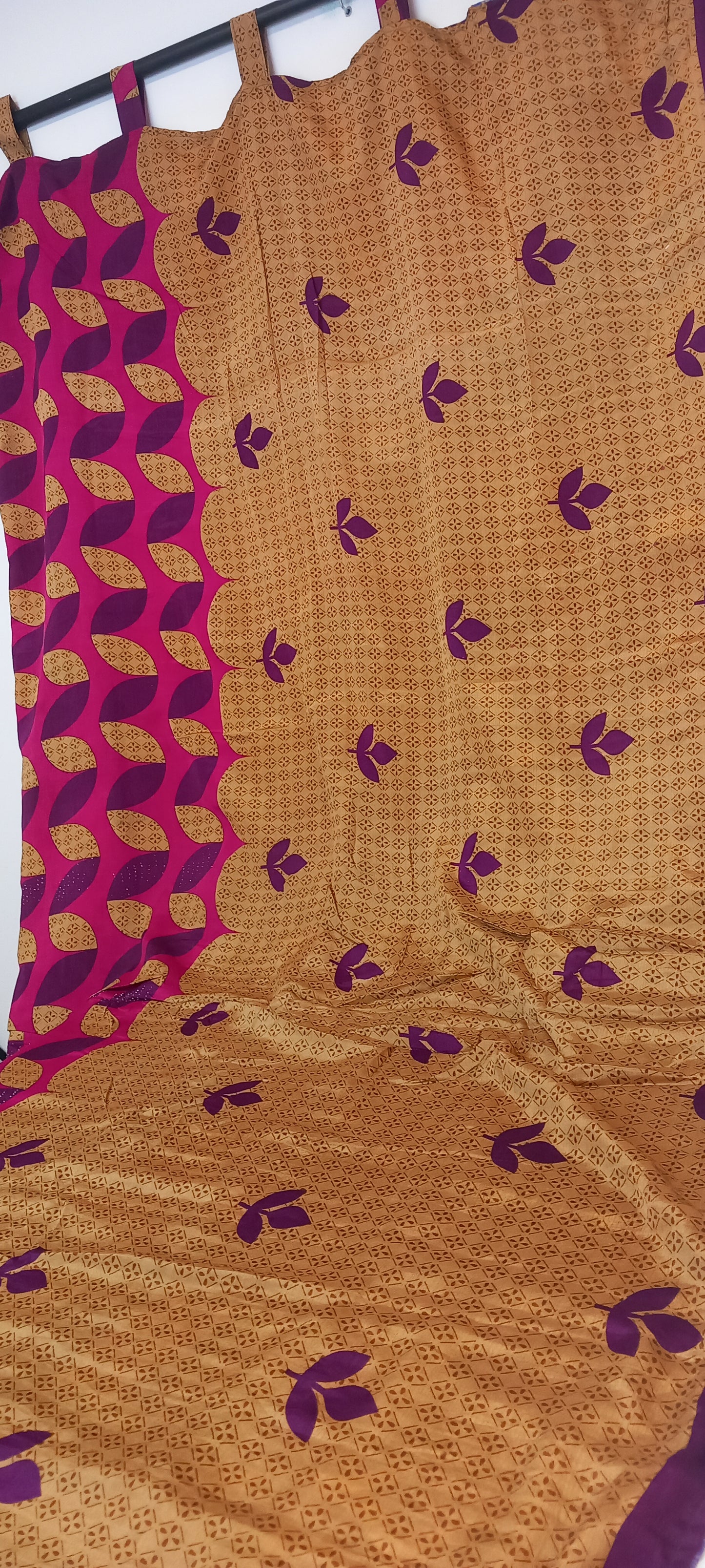 Cortinas seda reversibles ya confeccionadas con sus trabillas,modelo caléndula.