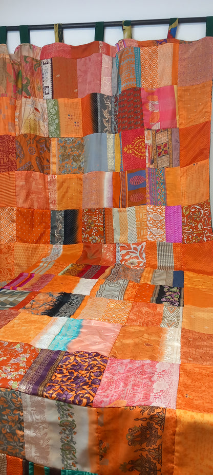 CORTINA CONFECCIONADA TRABILLAS REVERSIBLE PORQUE ES MÁGICA EN PATCHWORK ARTESANÍA CON AMOR DE LA INDIA.ENVÍO GRATIS SIN PEDIDO MÍNIMO