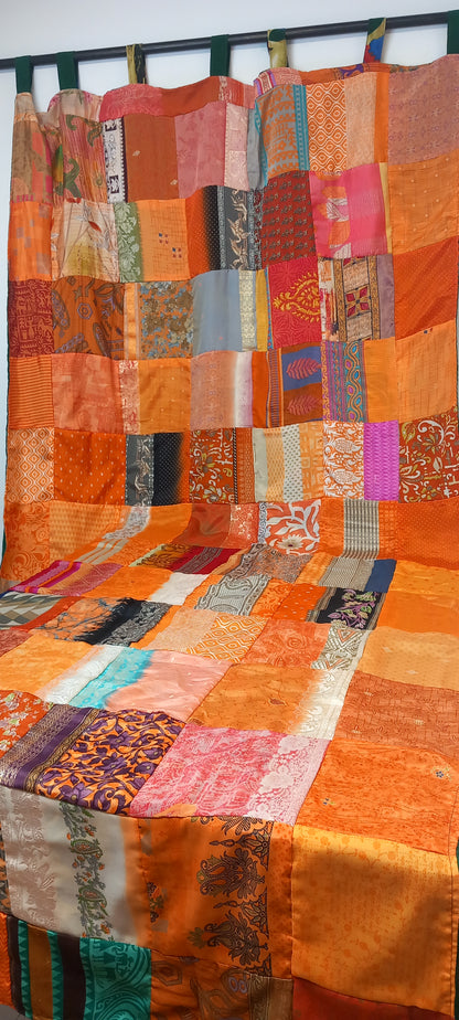 CORTINA CONFECCIONADA TRABILLAS REVERSIBLE PORQUE ES MÁGICA EN PATCHWORK ARTESANÍA CON AMOR DE LA INDIA.ENVÍO GRATIS SIN PEDIDO MÍNIMO