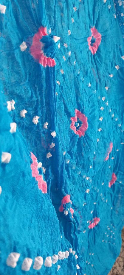 Pañuelo que es un TESORO ARTESANAL EN ALGODÓN NATURAL.Envío Gratis sin pedido mínimo.