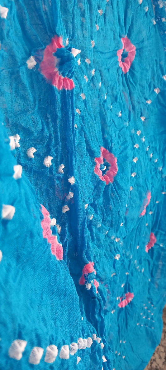 Pañuelo que es un TESORO ARTESANAL EN ALGODÓN NATURAL.Envío Gratis sin pedido mínimo.