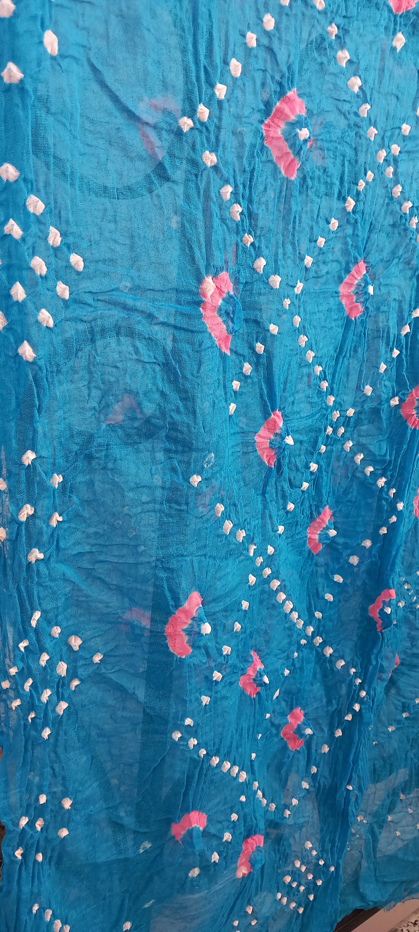 Pañuelo que es un TESORO ARTESANAL EN ALGODÓN NATURAL.Envío Gratis sin pedido mínimo.