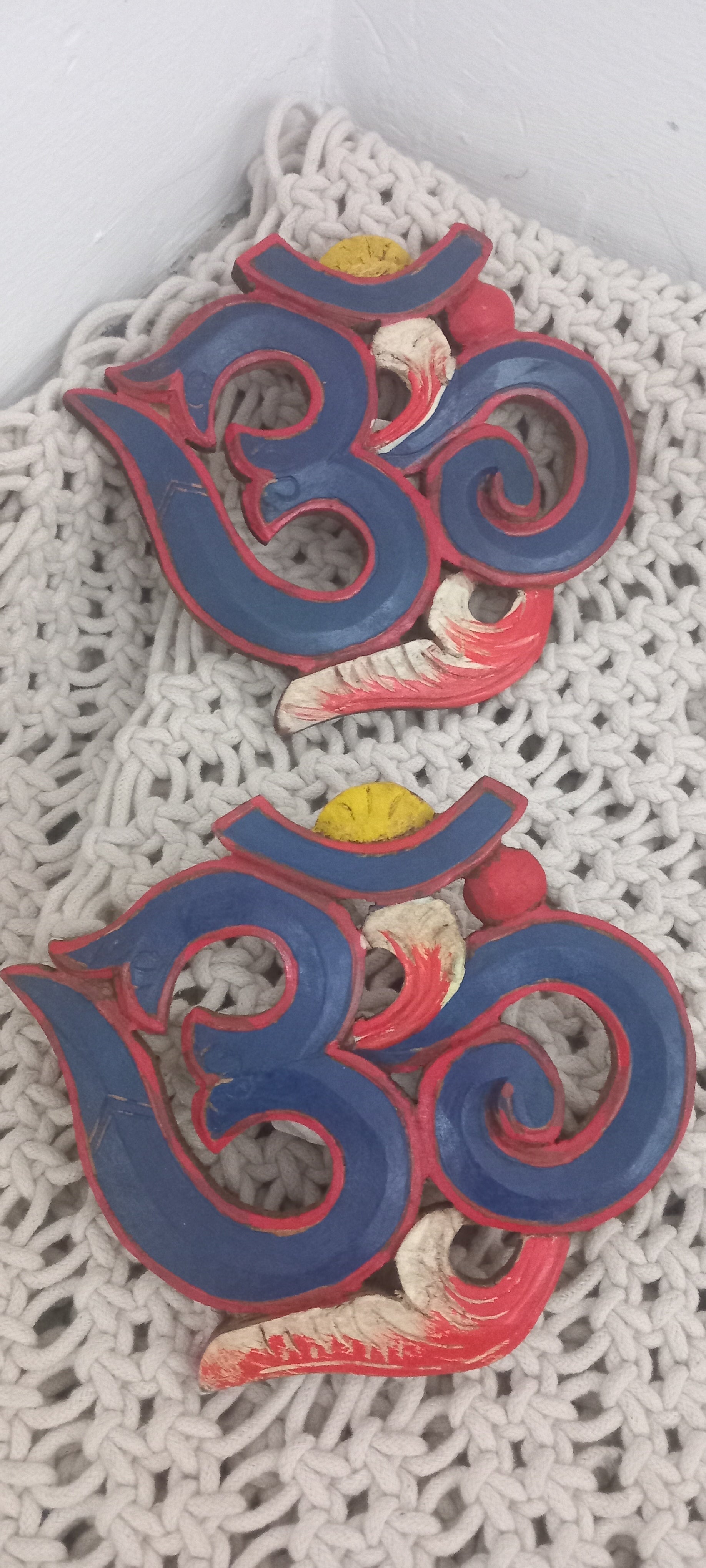 JOYA ESPIRITUAL TALLADA CON ALMA PARA DECORAR. Artesanía Nepalí.ENVÍO GRATIS SIN PEDIDO MÍNIMO.