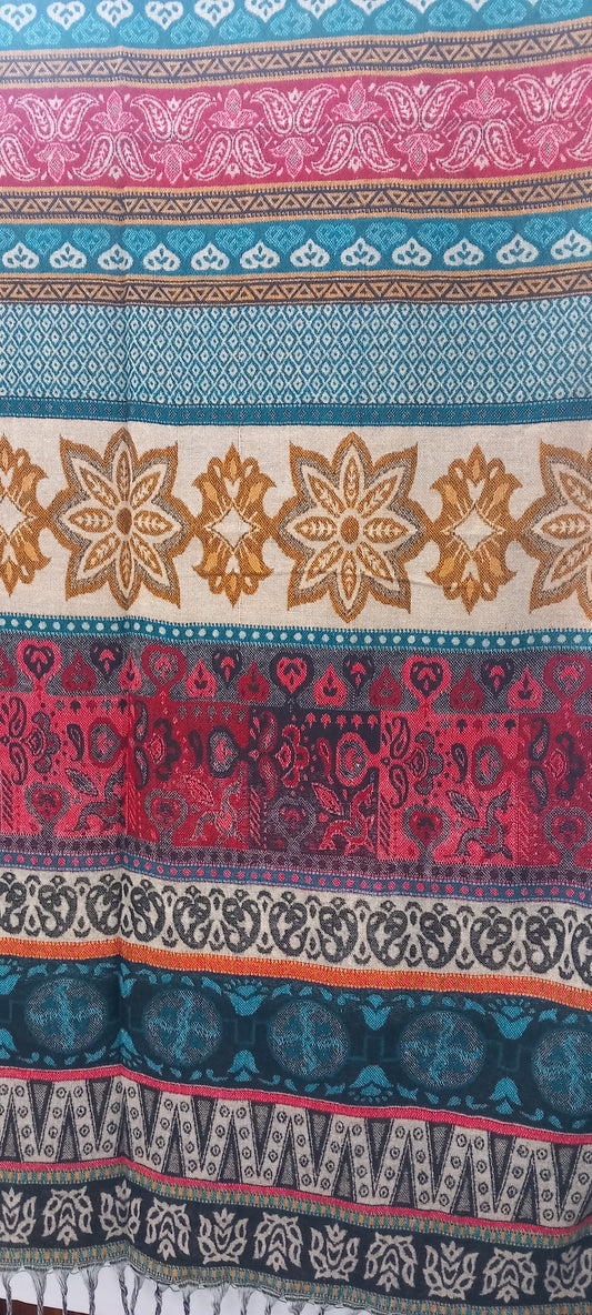 MANTA INDIA CONFECCIONADA EN LANA ACRÍLICA.ENVÍO GRATIS SIN PEDIDO MÍNIMO.