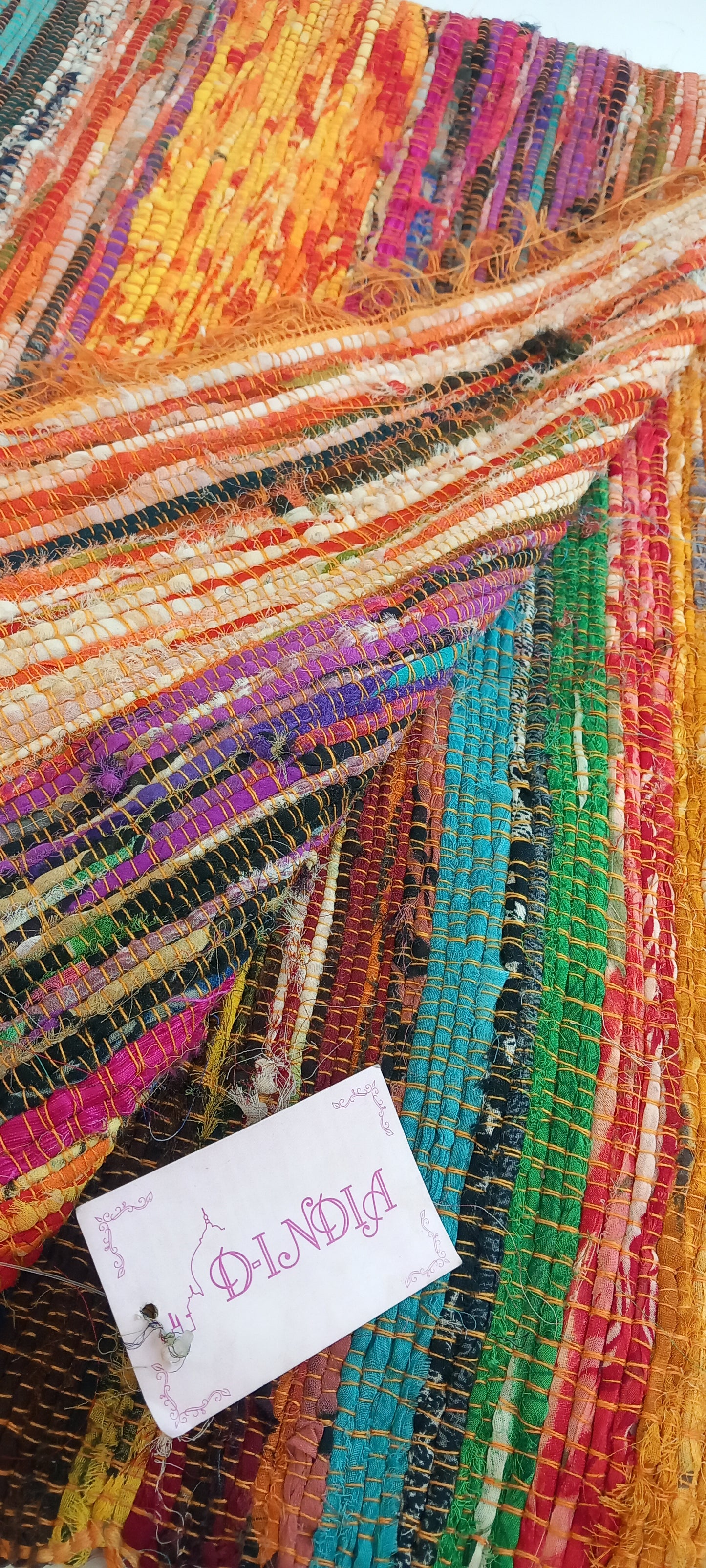 JARAPA MULTICOLOR FLECO NARANJA EXPLOSIÓN DE COLOR TEXTURA Y TRADICIÓN,ELABORADA ARTESANALEMENTE EN INDIA. ENVÍO GRATIS SIN PEDIDO MÍNIMO.