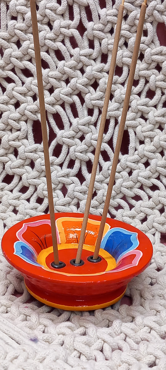 INCESARIO DE MADERA ARTESANALMENTE HECHO EN NEPAL PARA VARIOS INCIENSOS A LA VEZ.ENVÍO GRATIS SIN PEDIDO MÍNIMO.