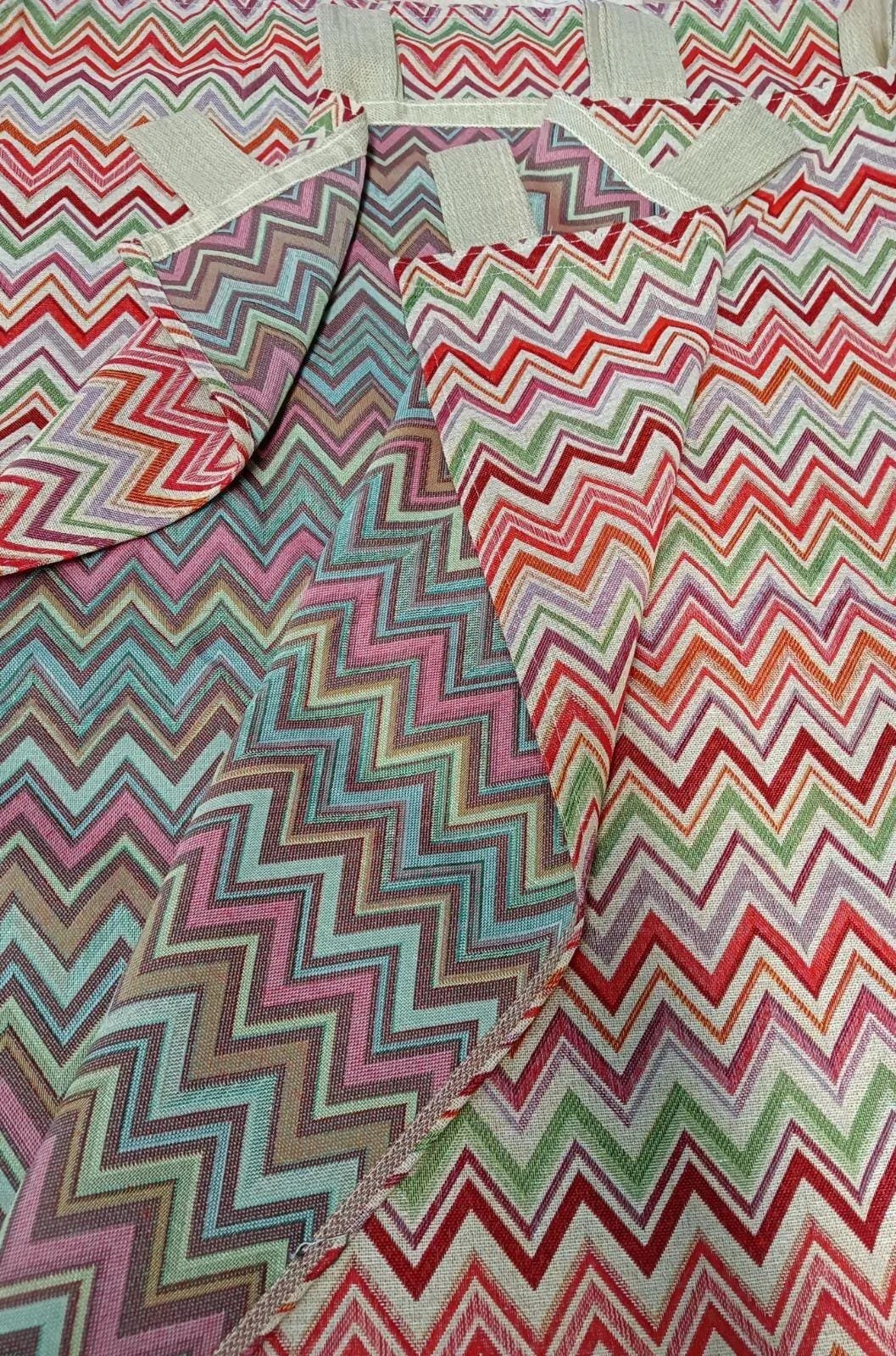 CORTINAS YA CONFECCIONADAS MODELO ZIG ZAG ROJO,ENVÍO GRATIS Y MUCHOS MÁS MODELOS DISPONIBLES