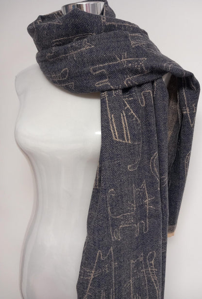 Reversible pashmina scarf beloved cats in denim color