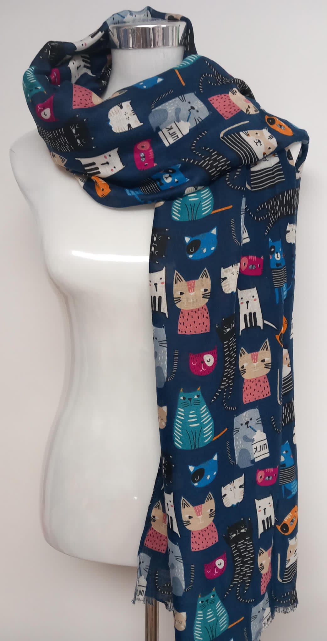 Scarf and reversible scarf my faithful colorful cats