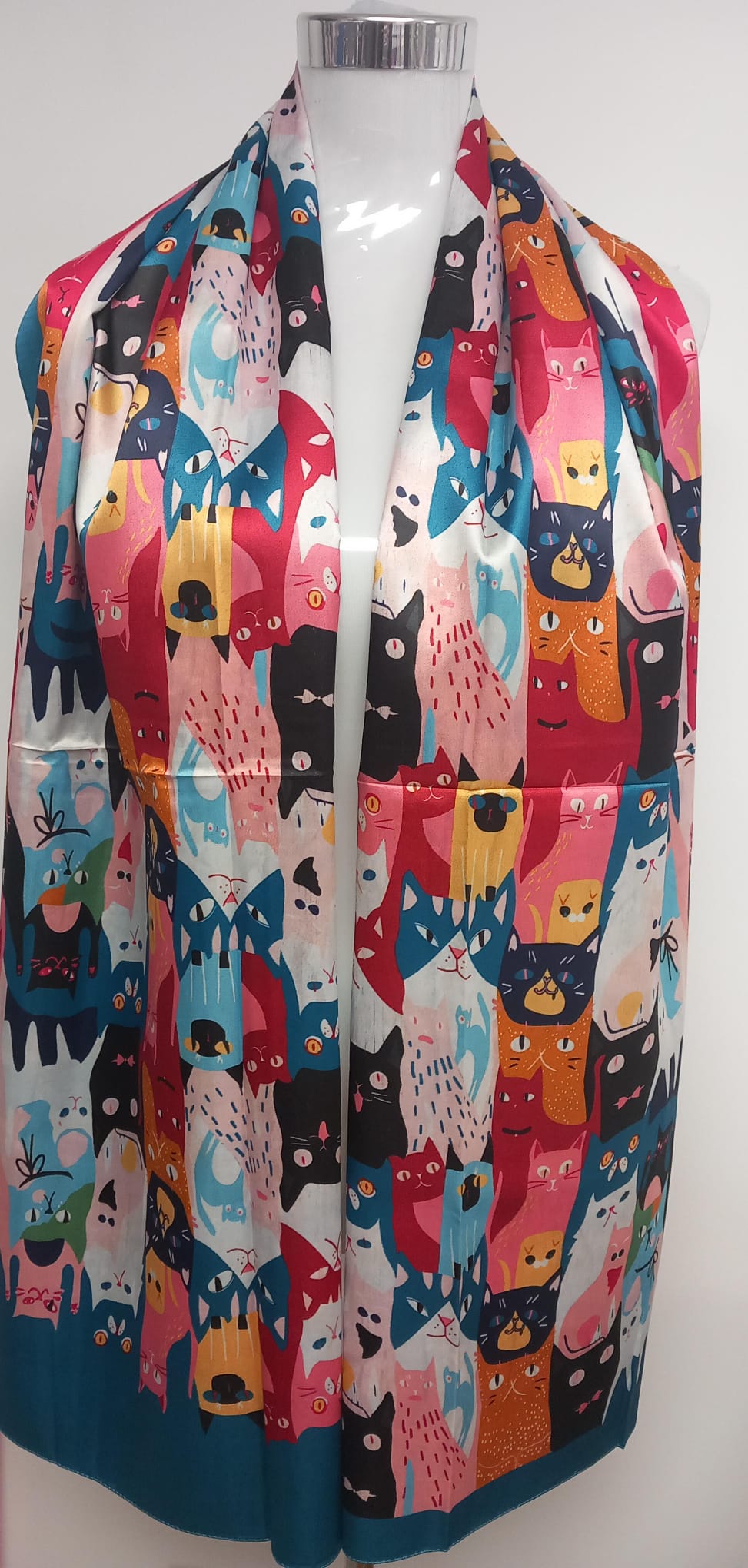 Pasmina Reversible 100% Silk Cute Kittens