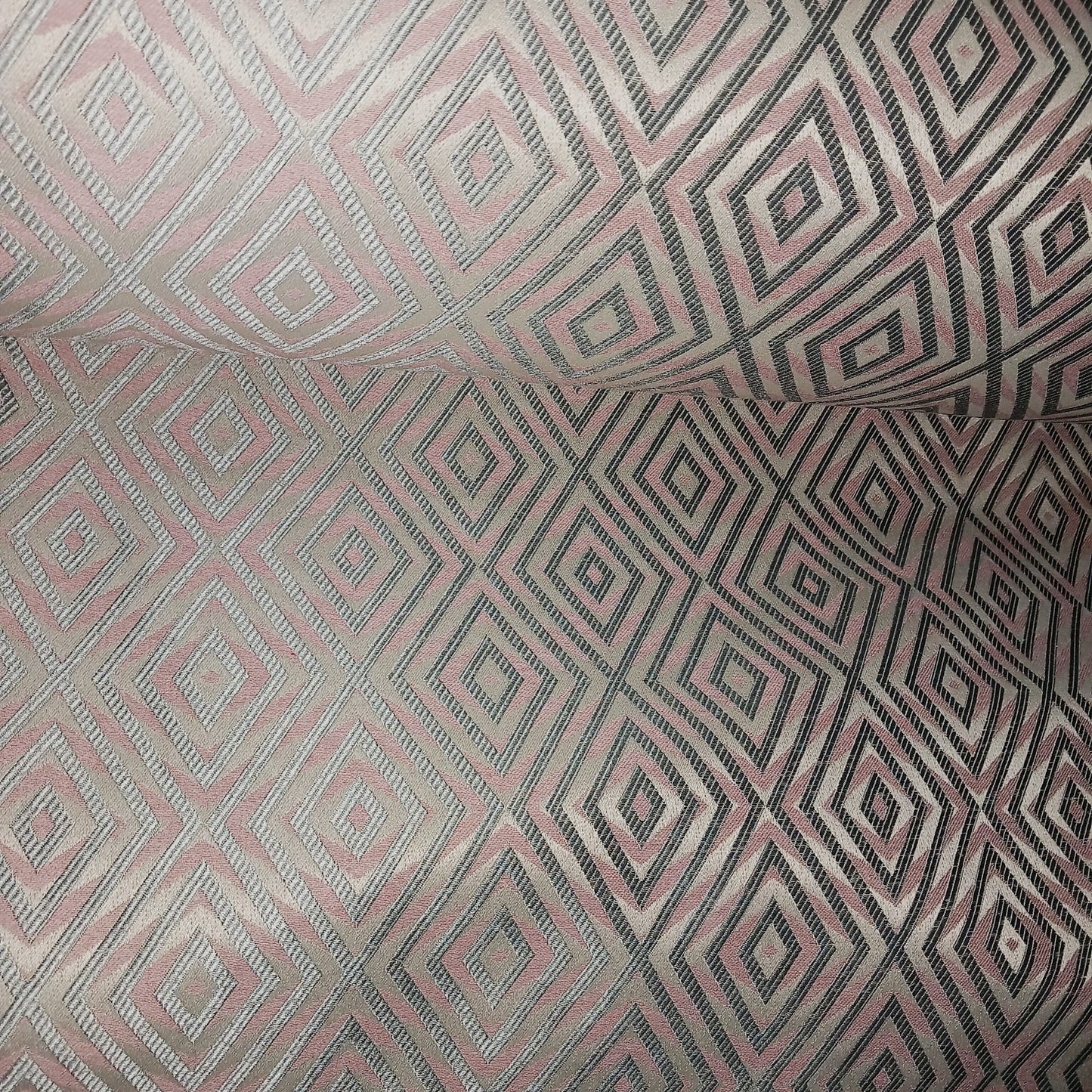 Tela satinada boho nude o aguamarina.con doble de ancho.Envío gratis.El precio es por metro lineal.MODELO BOHO EN AMBOS COLORES.