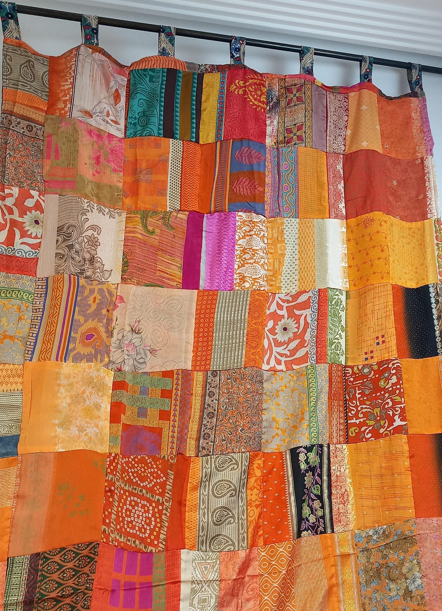 Cortina Bohemia Multicolor A DOBLE CARA.Envío Gratis y precio sin competencia. Modelo AMANECER