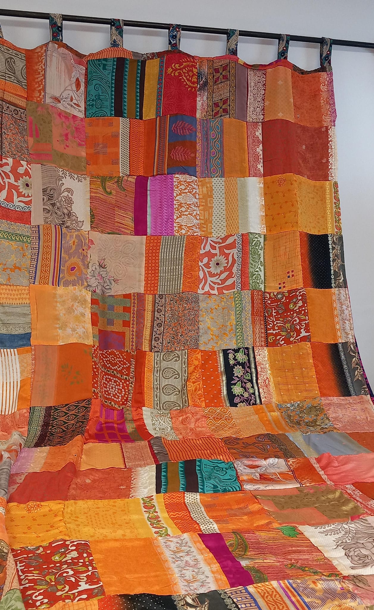 Cortina Bohemia Multicolor A DOBLE CARA.Envío Gratis y precio sin competencia. Modelo AMANECER