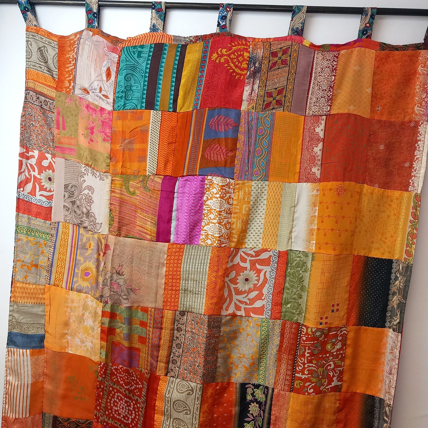 Cortina Bohemia Multicolor A DOBLE CARA.Envío Gratis y precio sin competencia. Modelo AMANECER