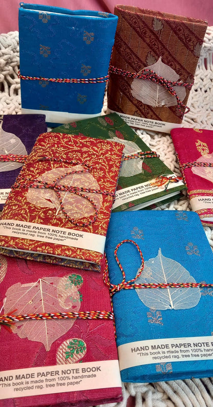 LIBRETAS SEDA 10X15CM ACCESORIOS ARTESANAL CON ENCANTO ESPECIAL.