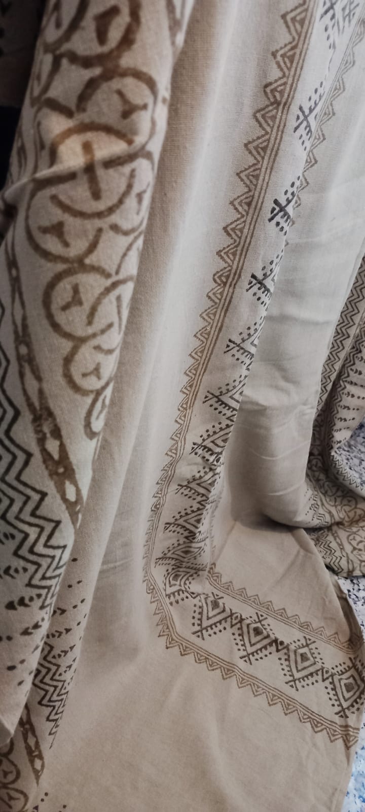 Pañuelo pasmina block print BLP001 modelo esperanza,100%algodón y 100%artesanal,envío gratis sin pedido mínimo.