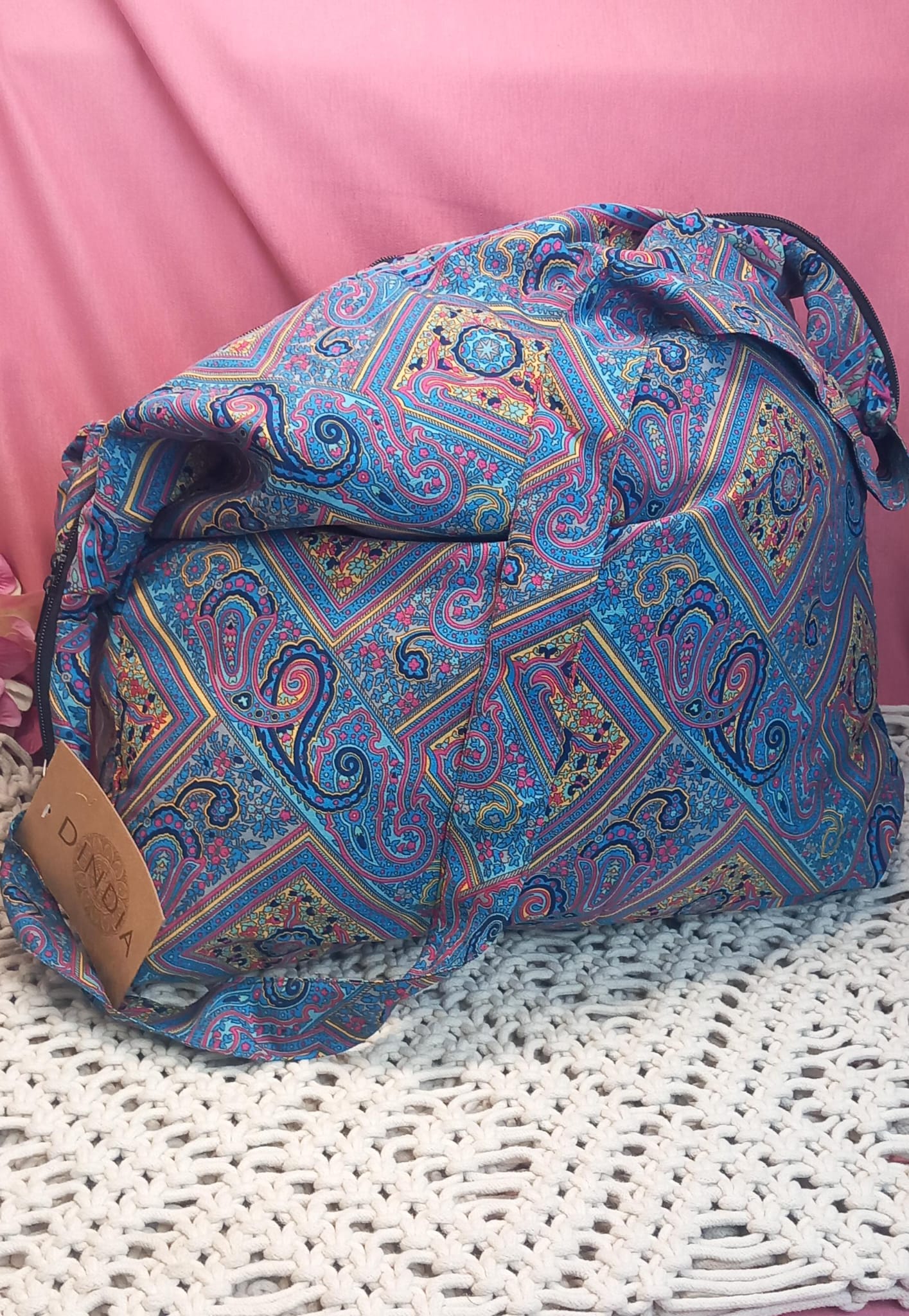 Bolso india 100%artesanía India...Con cremallera.Envío gratis sin pedido mínimo. Modelo Karma.