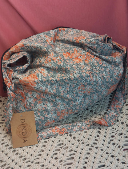 Bolso india 100%artesanía India...Con cremallera.Modelo Veda,es envío gratis sin pedido mínimo.