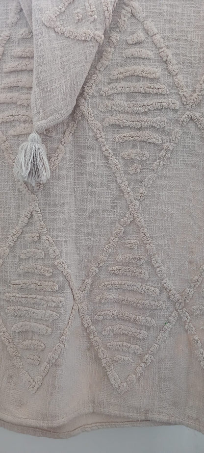 JARAPA PLAID ALON BEIG HUESO Plaid de Algodón con borlas en las esquinas.PRECIO SIN COMPETENCIA.Envío Gratis.