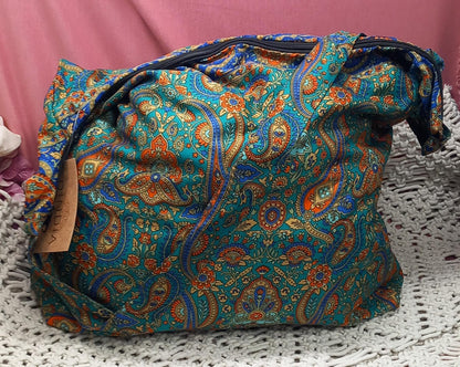 Bolso india 100%artesanía India...Con cremallera.Envío gratis sin pedido mínimo. Modelo Bangalore.
