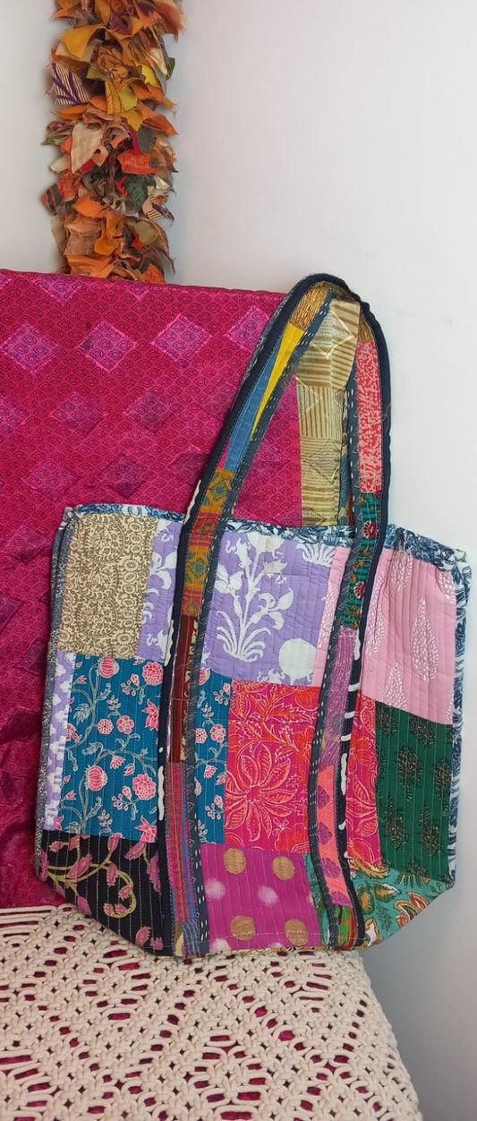 BOLSO MULTIFUNCIÓN REVERSIBLE PATCHWORK MODELO MUMBAY,ENVÍO GRATIS SIN PEDIDO MÍNIMO.